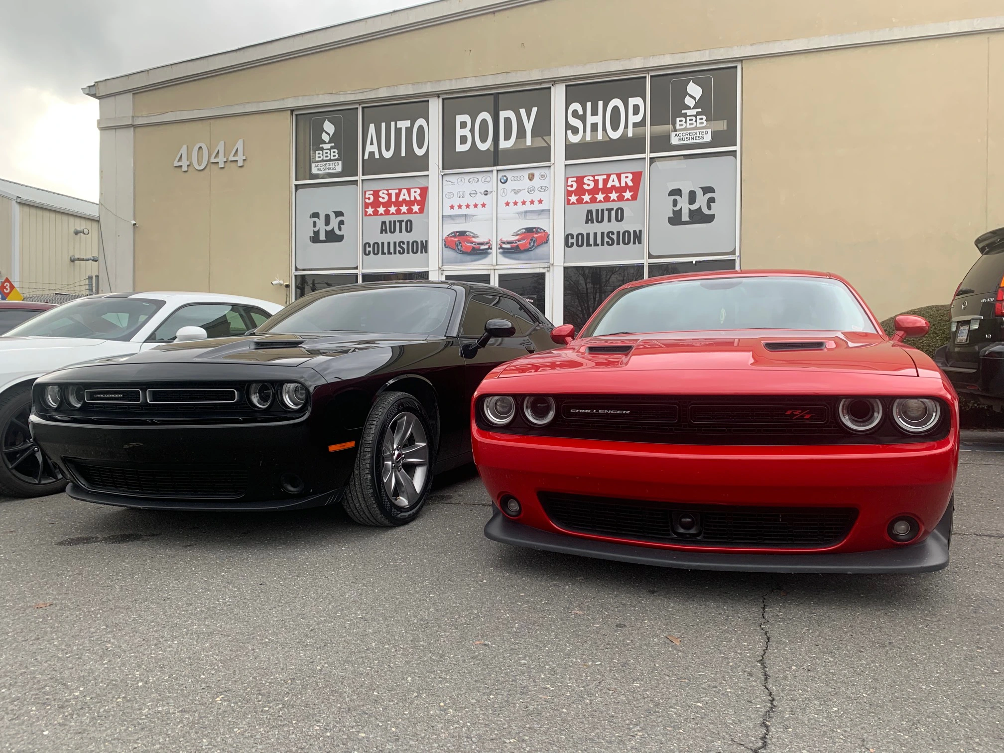 5 Star Auto Collision repair shop photo 6