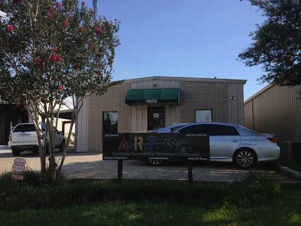 A.R.T. inc. Baton Rouge Paint and Auto Body Collision Repair Shop repair shop photo 2