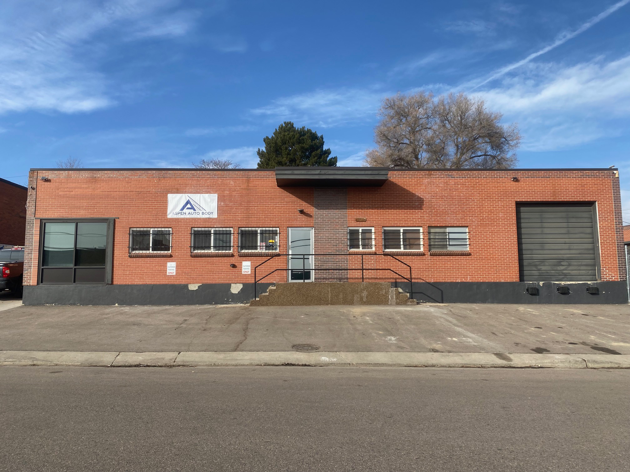 Aspen Auto Body repair shop photo 4