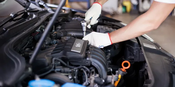 Auto Master Auto Repair & Painting repair shop photo 3