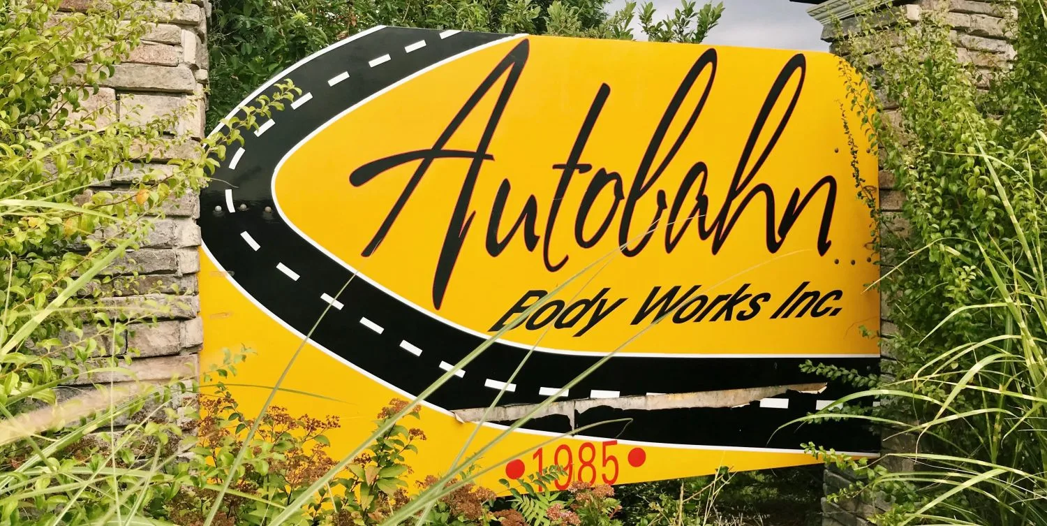 Autobahn Body Works, Inc. repair shop photo 3