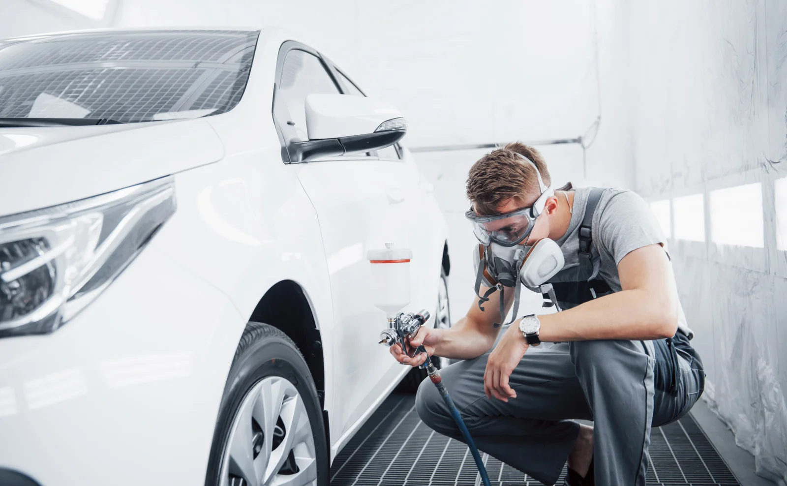 AutoBody City repair shop photo 3