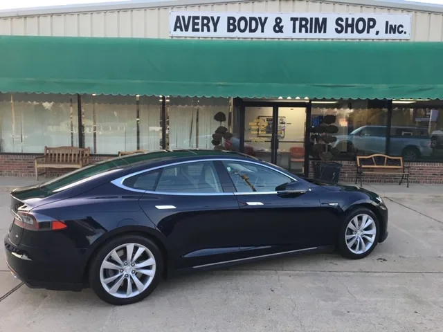 Avery Body & Trim Shop