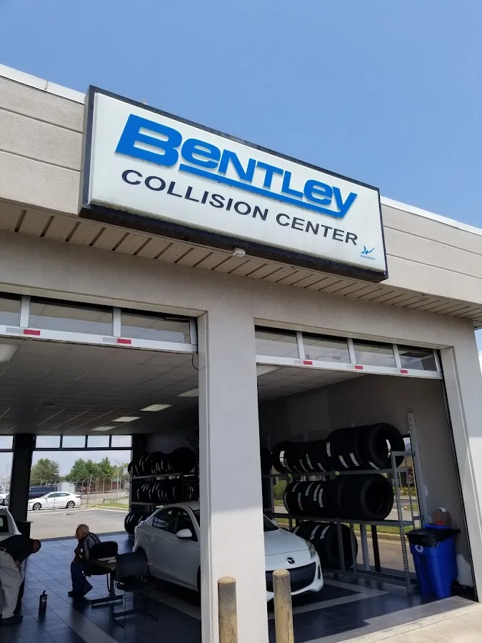 Bentley Buick GMC Collision Center
