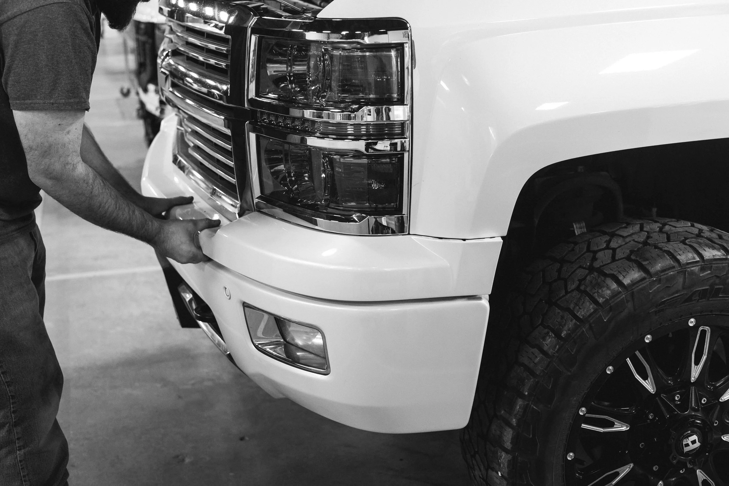 Best Body Shop repair shop photo 3