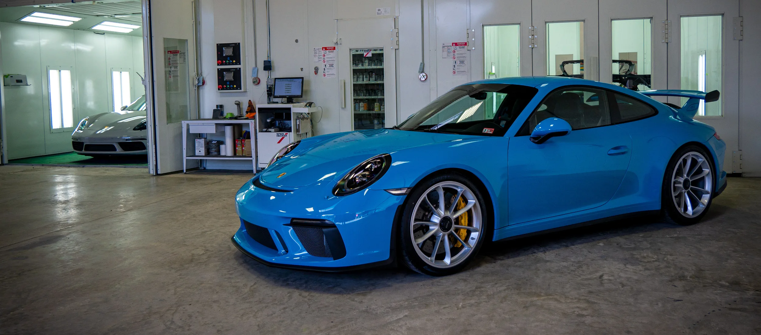 Burleighs Auto Body repair shop photo 2