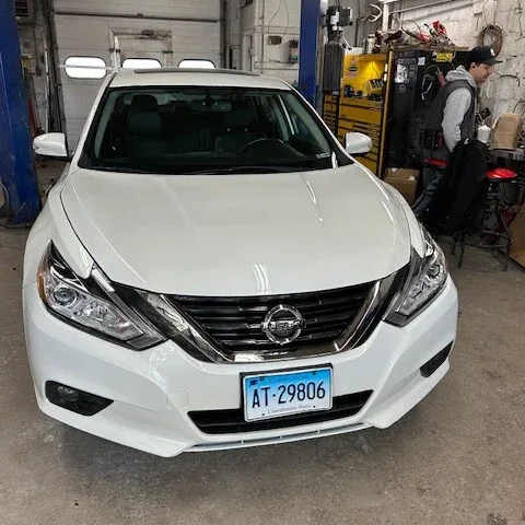 Car Craft Auto Body & Towing repair shop photo 6