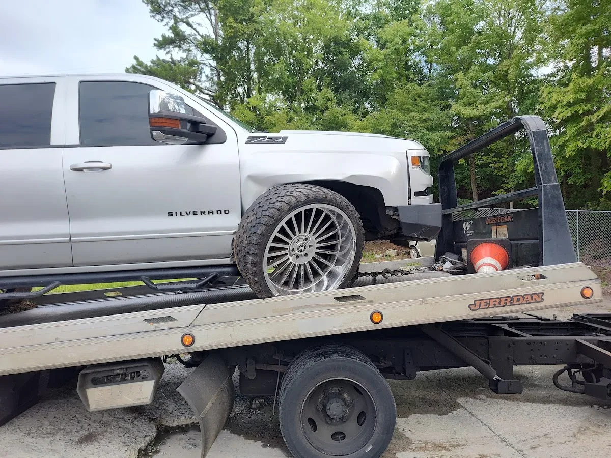 Charlotte Auto Body and Repair repair shop photo 2