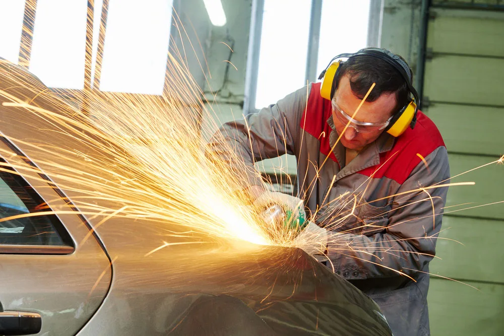 Cox Collision repair shop photo 3