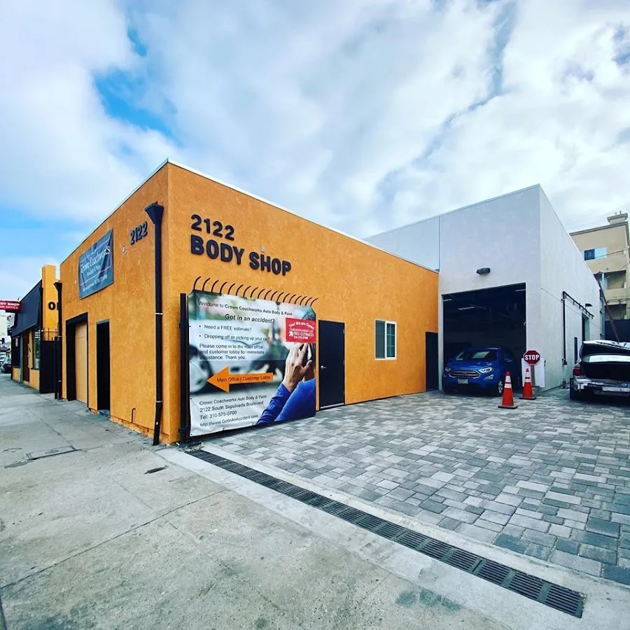 Crown Coachworks Auto Body & Paint