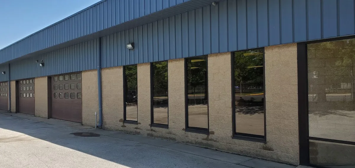 D & S Auto Body