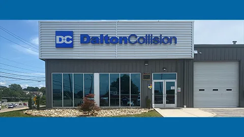 Dalton Collision Knoxville repair shop photo 1