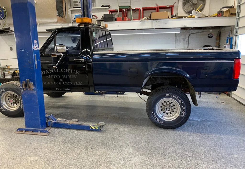 Danilchuk Auto Body repair shop photo 4
