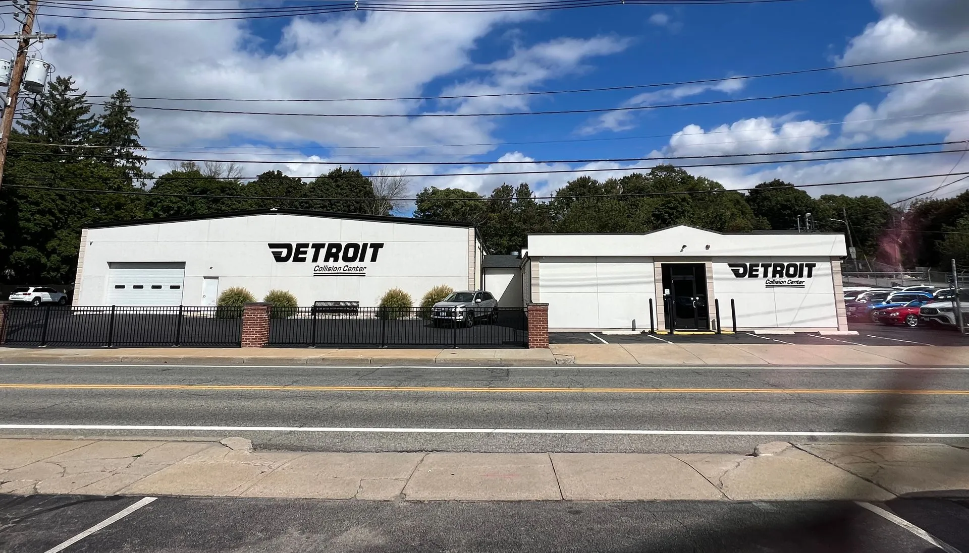 Detroit Collision Center repair shop photo 3