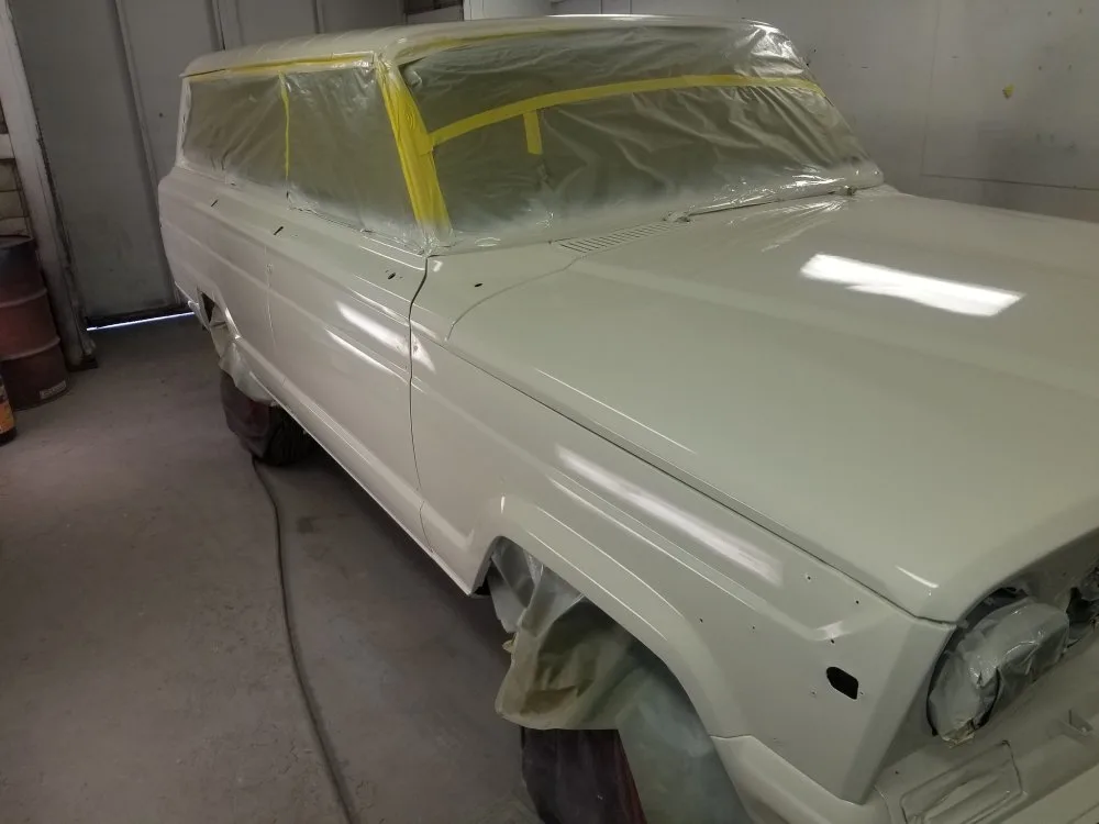 Discount Paint and Body repair shop photo 3