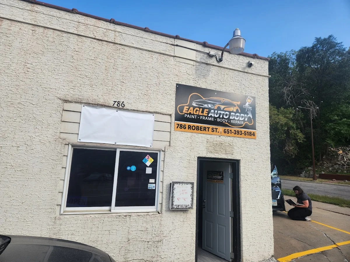Eagle auto body