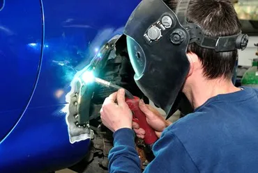 Fargo's Finest Auto Body Shop repair shop photo 2