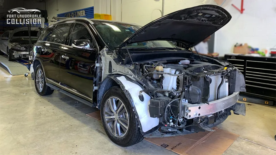 Fort Lauderdale Collision repair shop photo 2