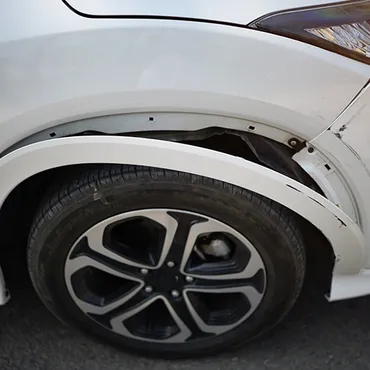 Friendly Auto Body & Towing, Inc. repair shop photo 2