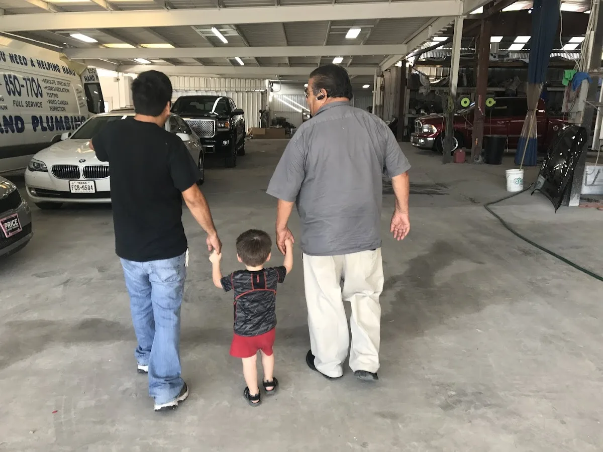 Galvan's Paint & Body Shop