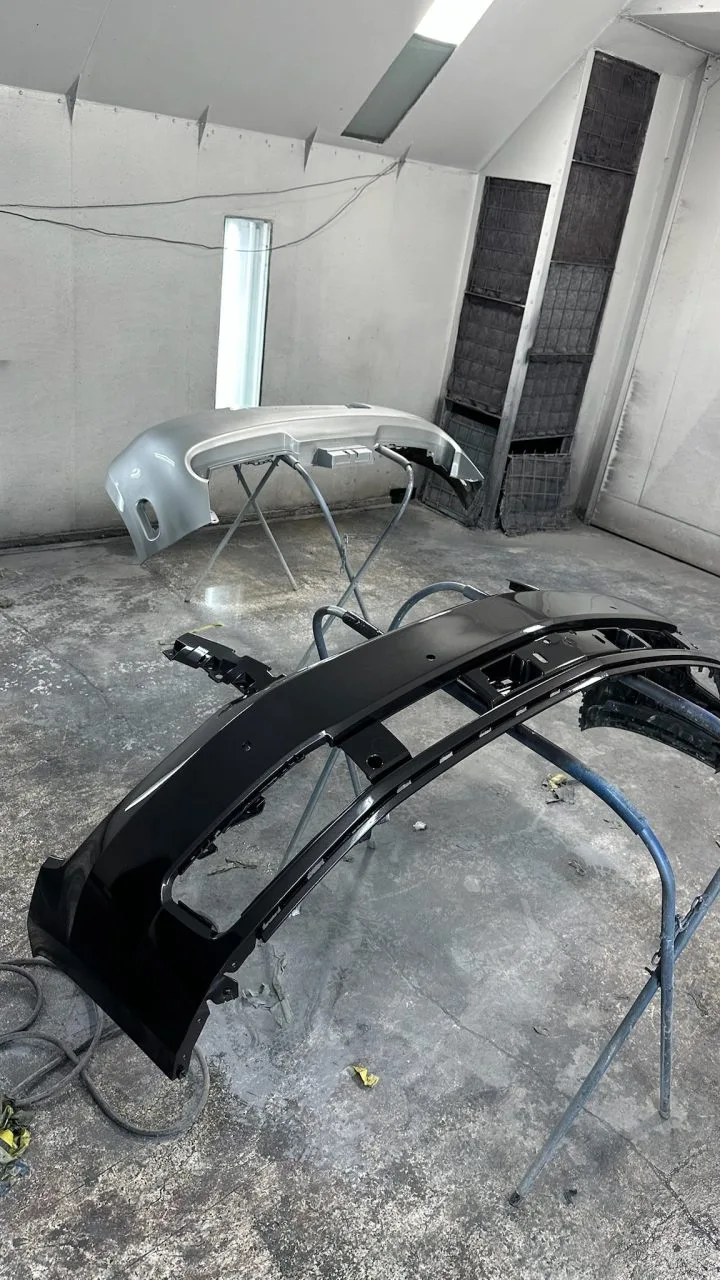 GEAR AND BODY LLC Auto Paint Repair Shop in PORTLAND repair shop photo 4
