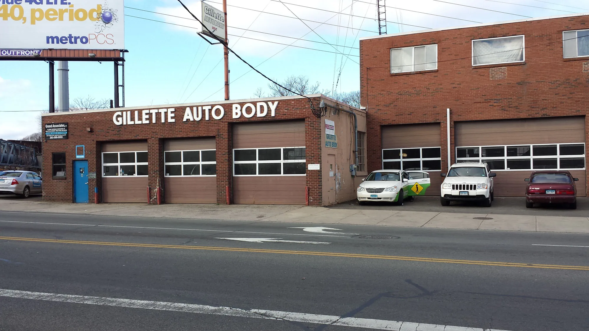 Gillette Auto Body Co Inc repair shop photo 3