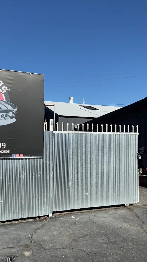 Goodfellas express auto body repair