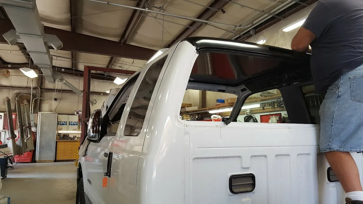 Hardin Valley Body Shop