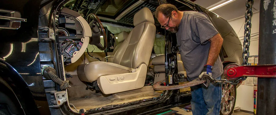 Harolds Body Repair repair shop photo 5