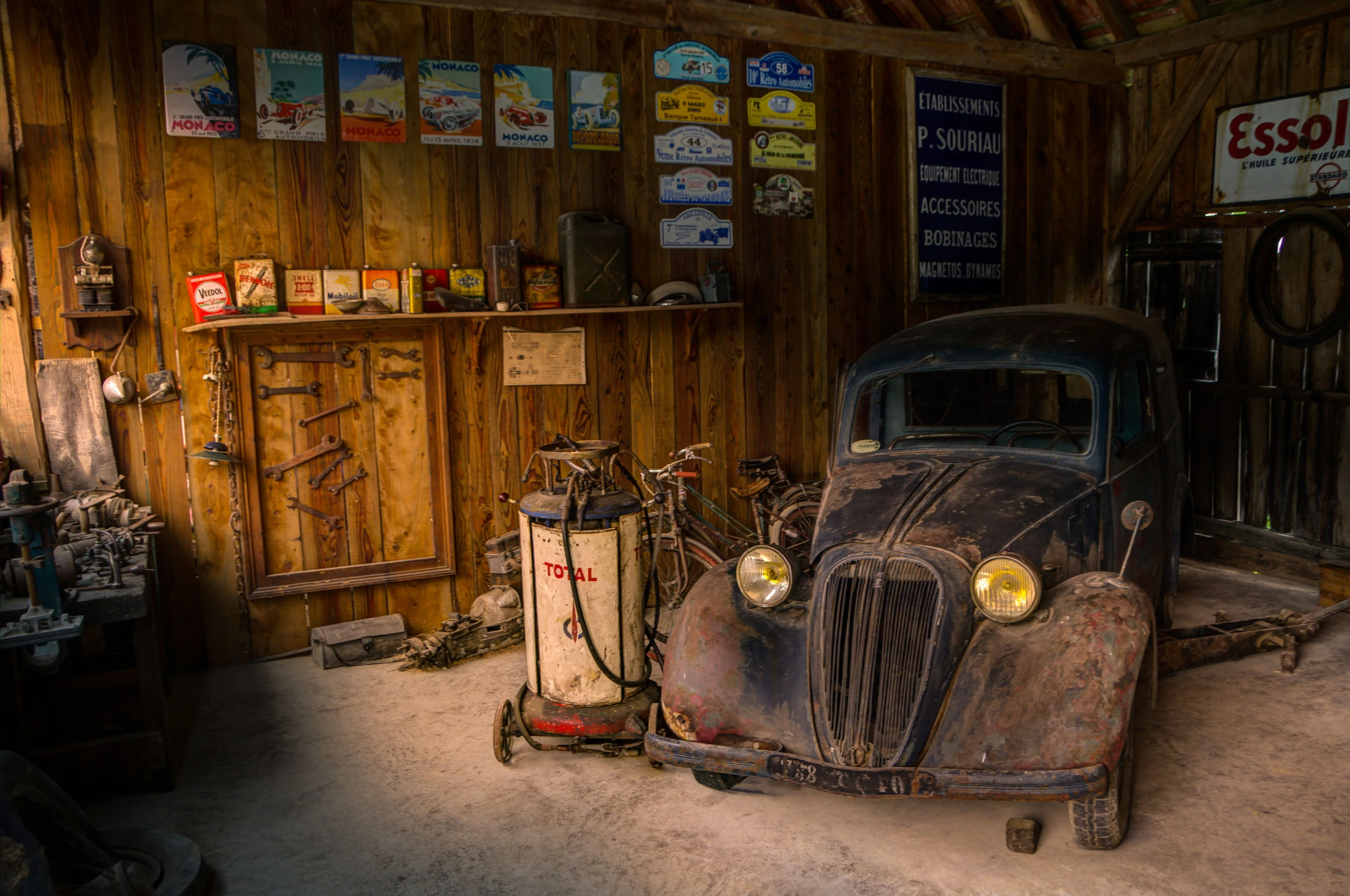 Hernandez Auto Body Shop LLC repair shop photo 3
