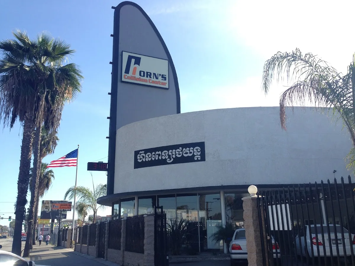 Horn's Collision Center