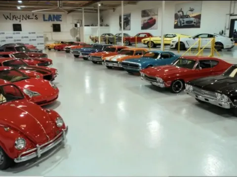 Hudson Autoworks Collision Center repair shop photo 6