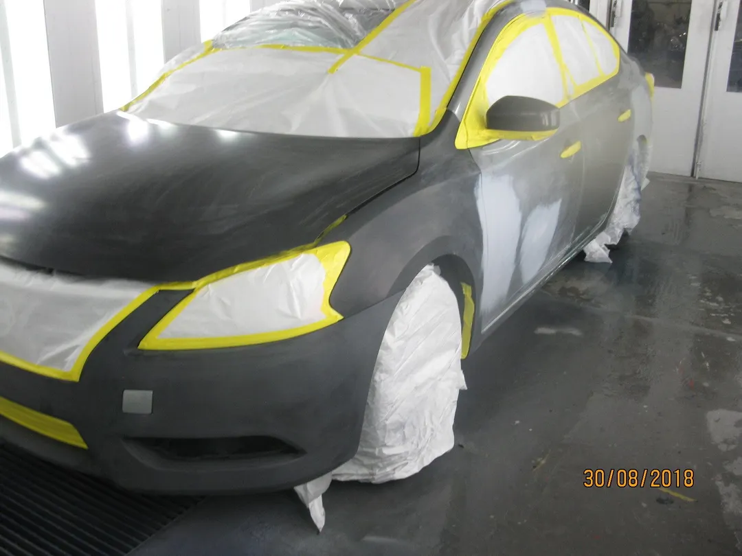 izee Auto Body And Paint repair shop photo 6