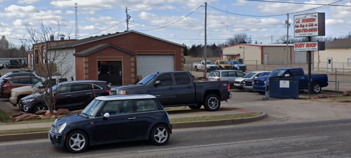 J. Willis Auto Body repair shop photo 1