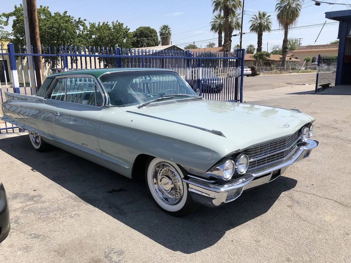 JJ's Auto Body And Paint repair shop photo 1