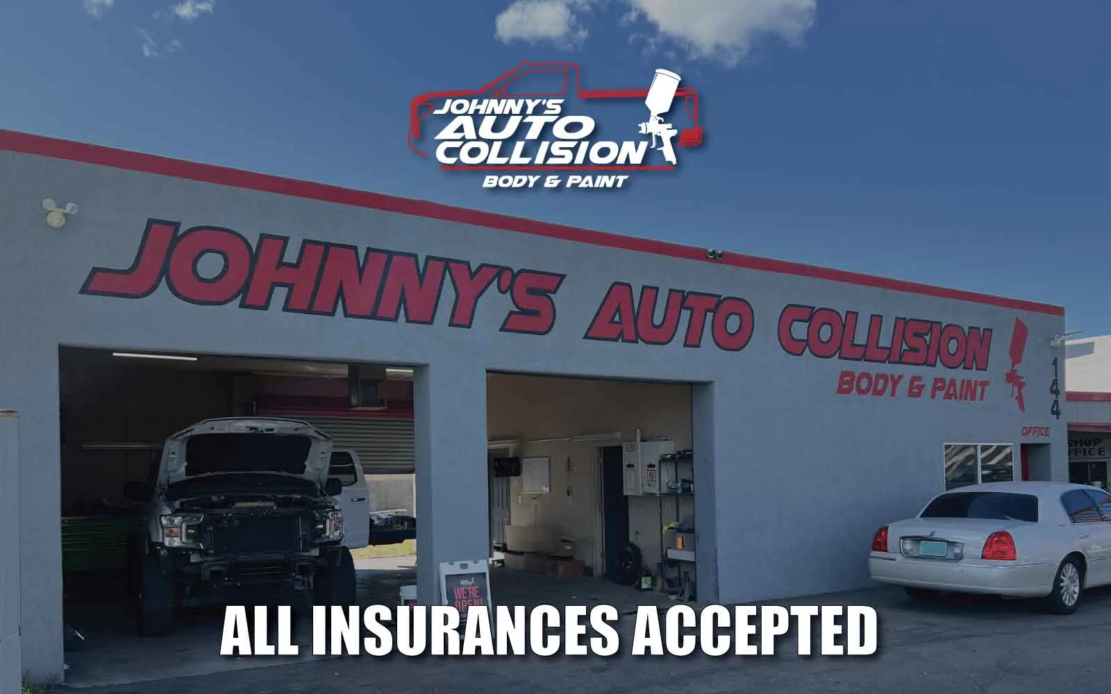 Johnnys Auto Collision repair shop photo 2