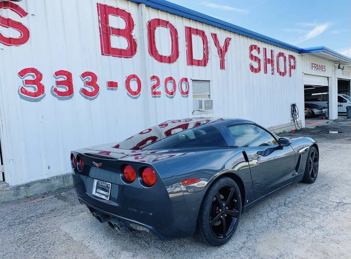 Jose's Body Shop repair shop photo 3