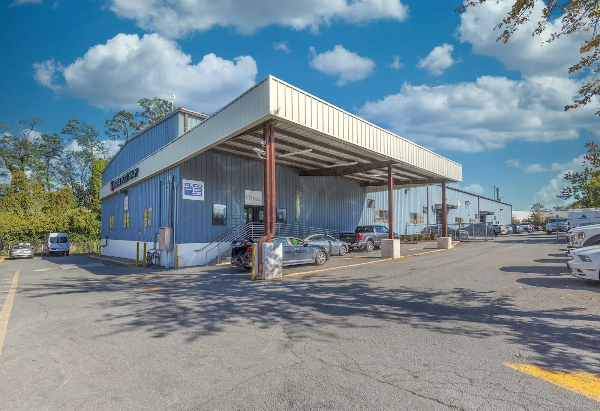 Koons Ford Collision Center