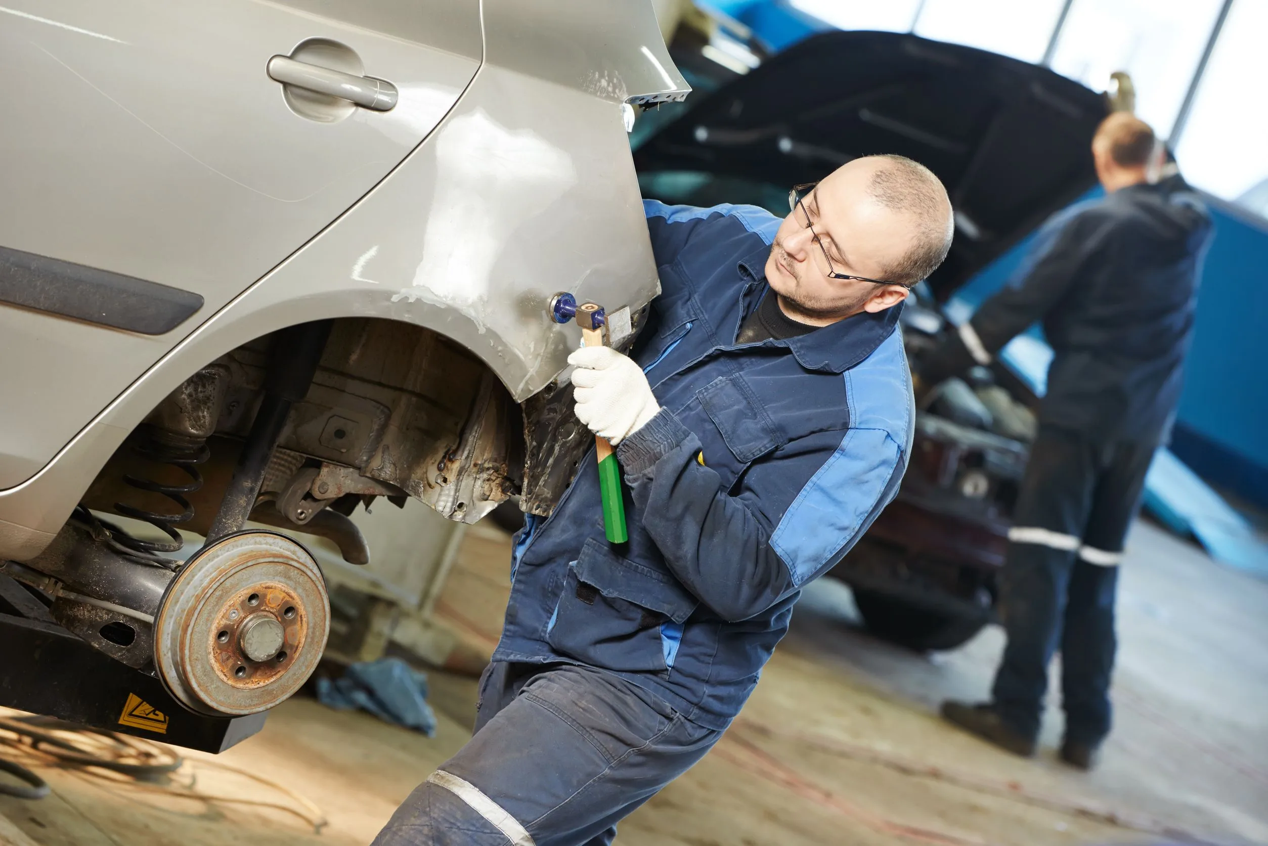 Leading Edge Auto Body & Mechanical Repair repair shop photo 3