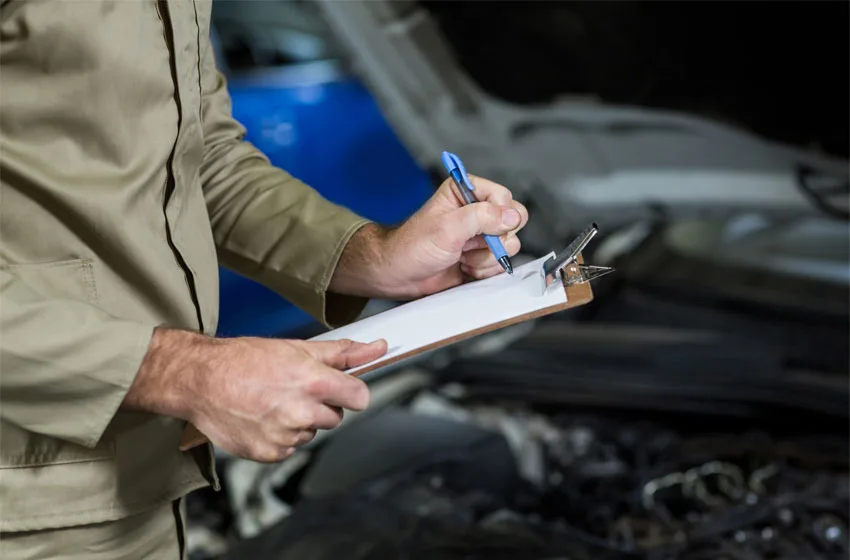 Major auto body shop repair shop photo 5