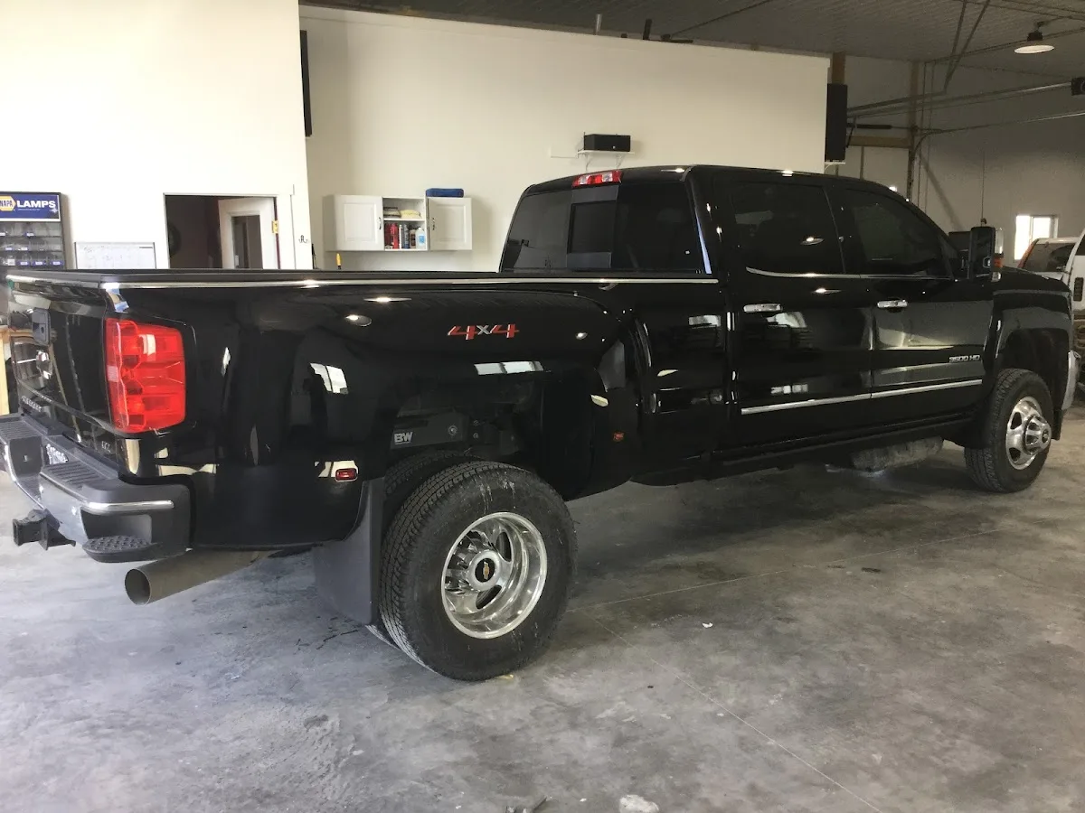 MarZee's Autobody & Paint
