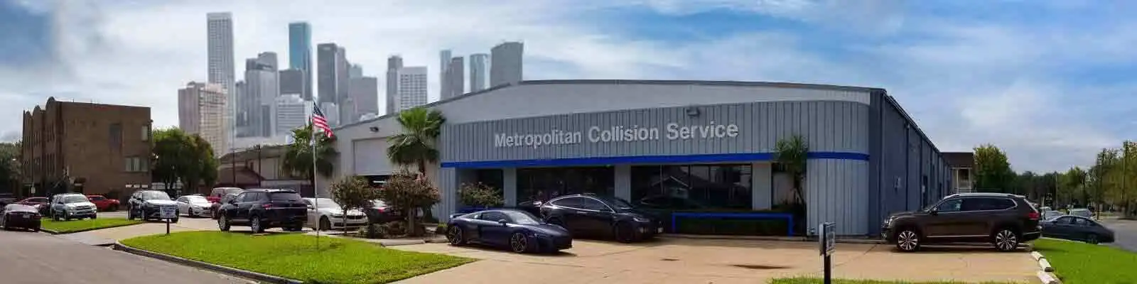 Metropolitan Collision repair shop photo 3