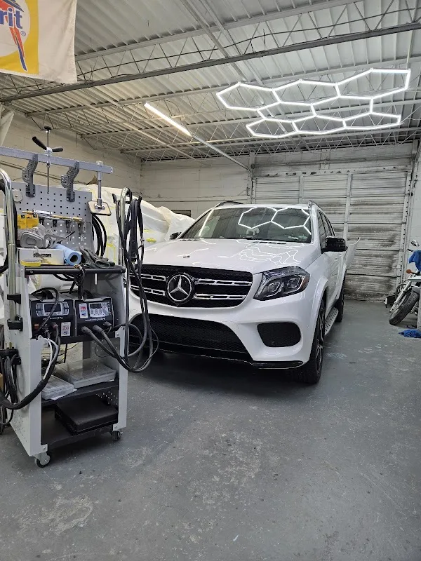 Paint Solutions Auto Body Dent & Collision Repair repair shop photo 4