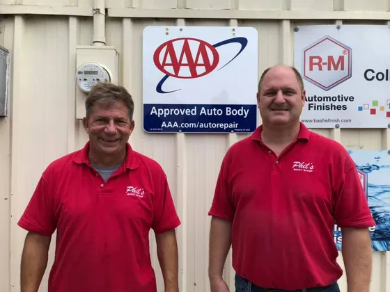 Phil's BodyShop and Auto Painting repair shop photo 3