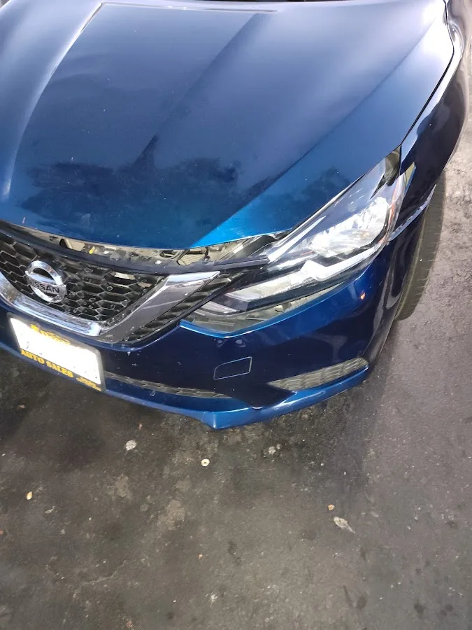 Pon's Auto Body & Repair Center