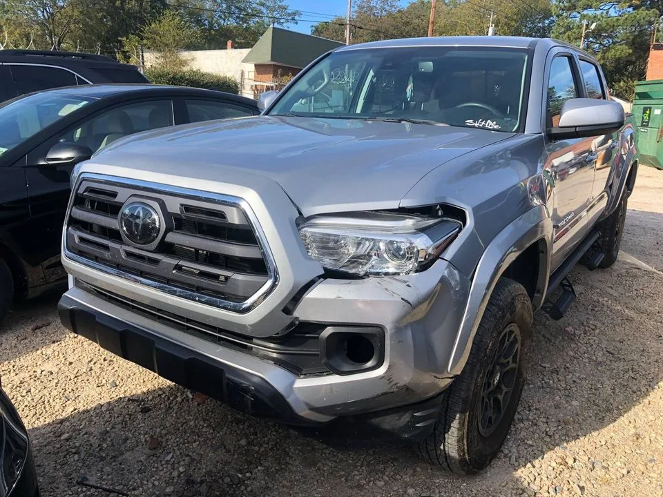 Price's Paint & Body Shop LLC repair shop photo 3