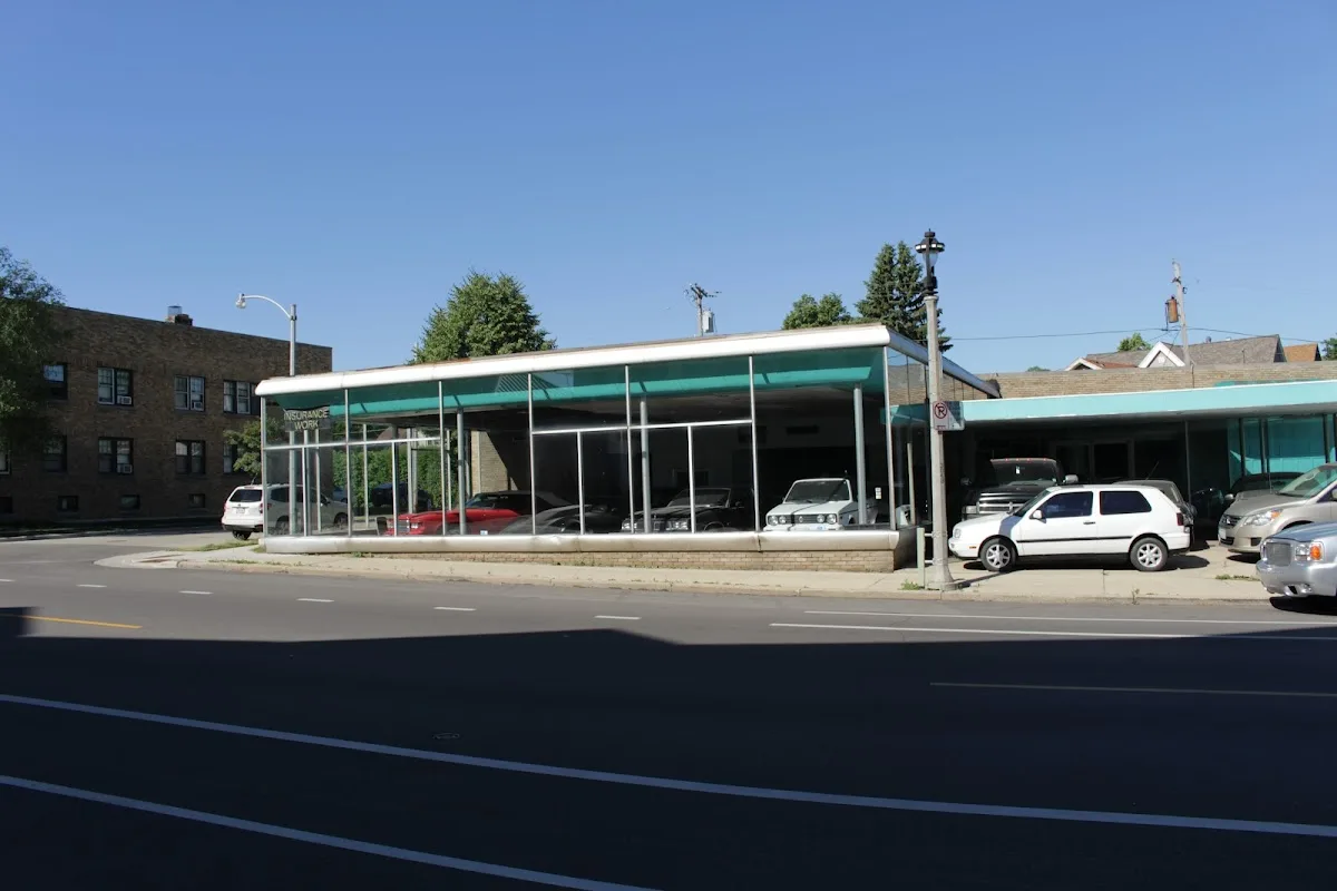 Pro Comp Auto Body Inc repair shop photo 1