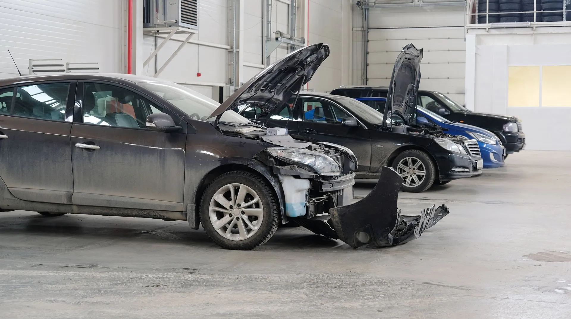 Pro Shine Auto Body (Worcester) repair shop photo 2