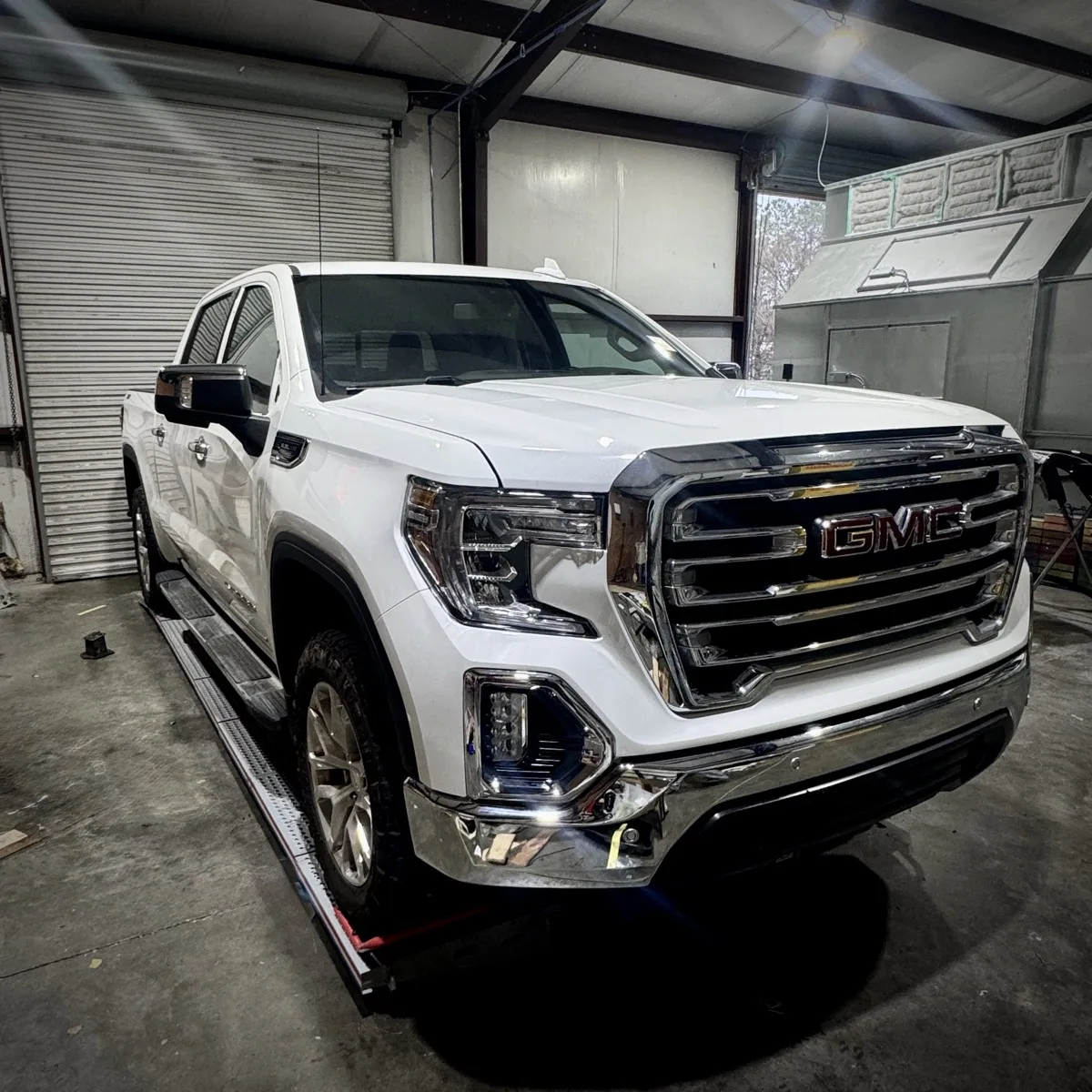 Promatch Auto Paint & Body repair shop photo 5