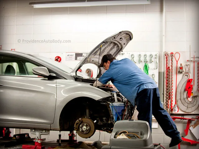 PROVIDENCE AUTO BODY INC repair shop photo 1